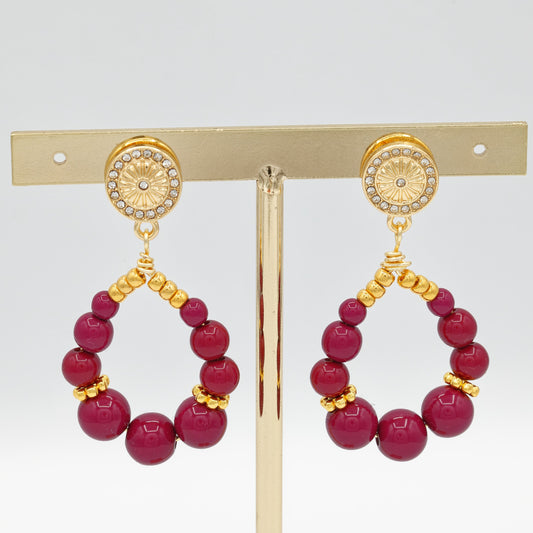 Boucles d'oreilles forme goutte perlée aubergine et doré